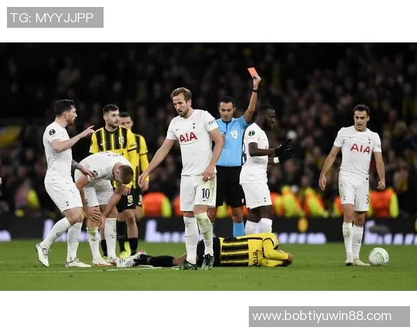 意大利媒体报道罗马计划引进迪萨西和德拉古辛加强后防线